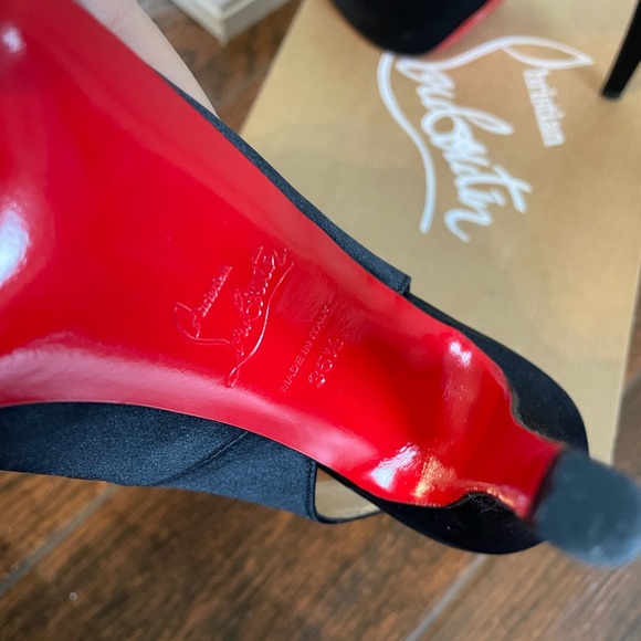 Christian Louboutin Black Crepe Satin Peep-toe platform slingbacks 35.5 - Picture 5 of 7